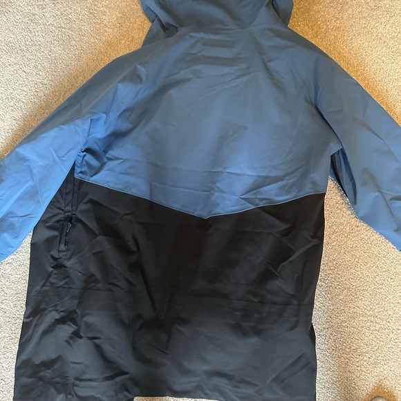 Thirty Two Men’s TM-3 Blue and Black Jacket - Picture 4 of 4